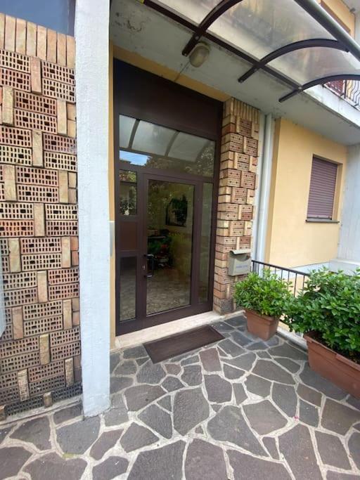 10Min From Center, 3 Bedroom Apartment With Balcony Trento Esterno foto