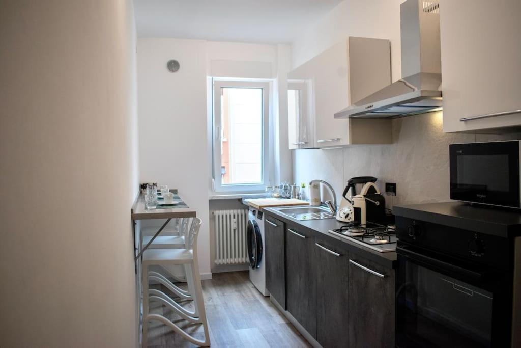 10Min From Center, 3 Bedroom Apartment With Balcony Trento Esterno foto