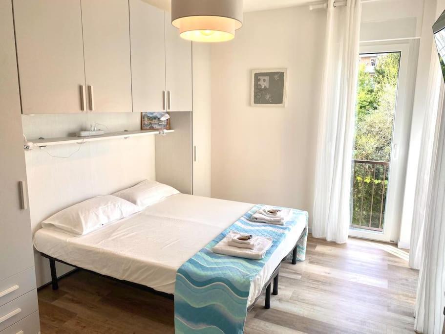 10Min From Center, 3 Bedroom Apartment With Balcony Trento Esterno foto
