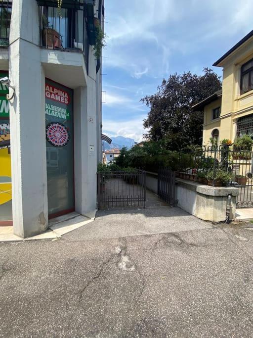 10Min From Center, 3 Bedroom Apartment With Balcony Trento Esterno foto